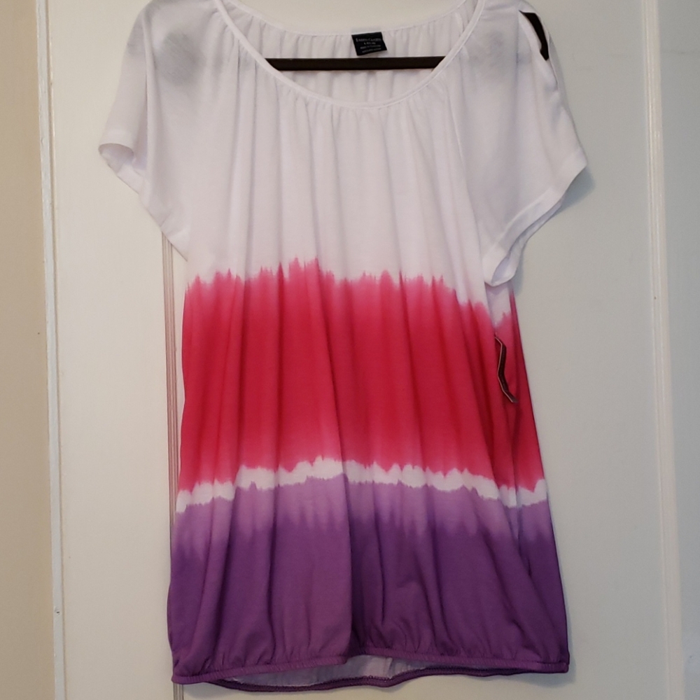 Tye dye flowy top